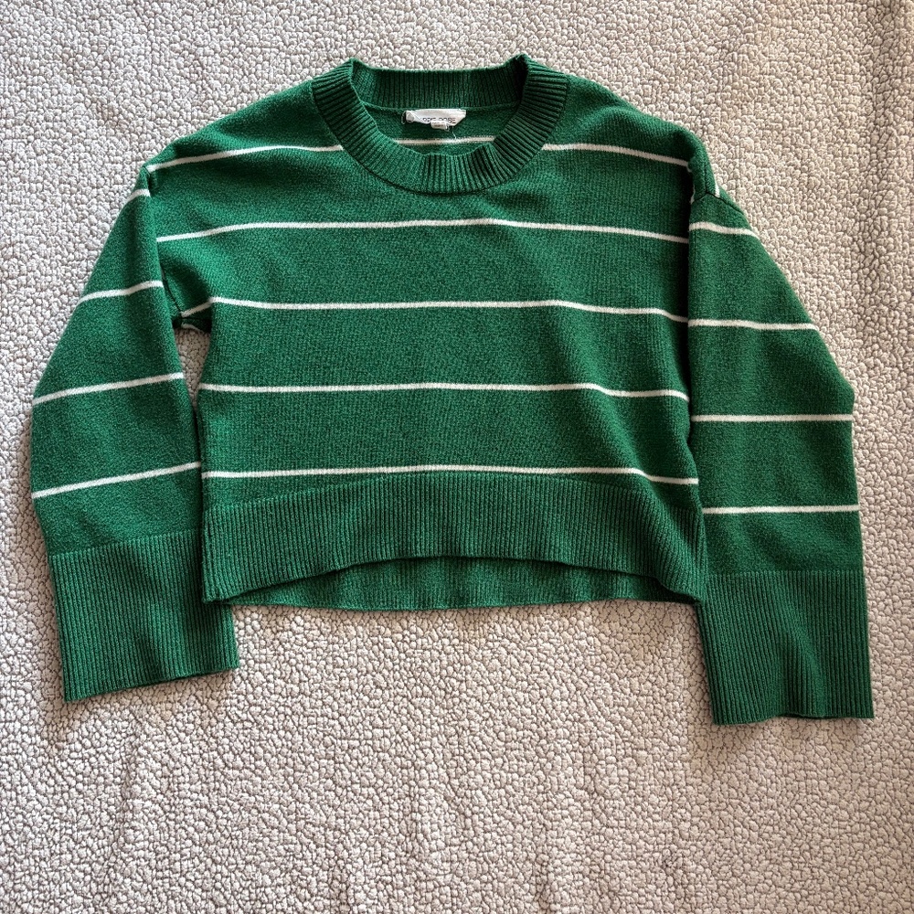 Cropped sweater